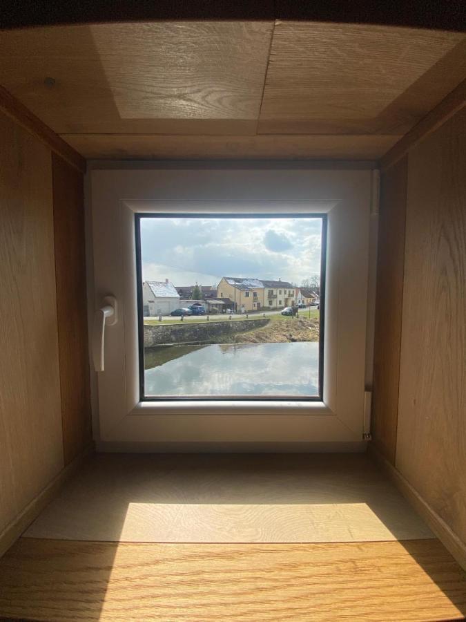 U Splavu Apartment Putim